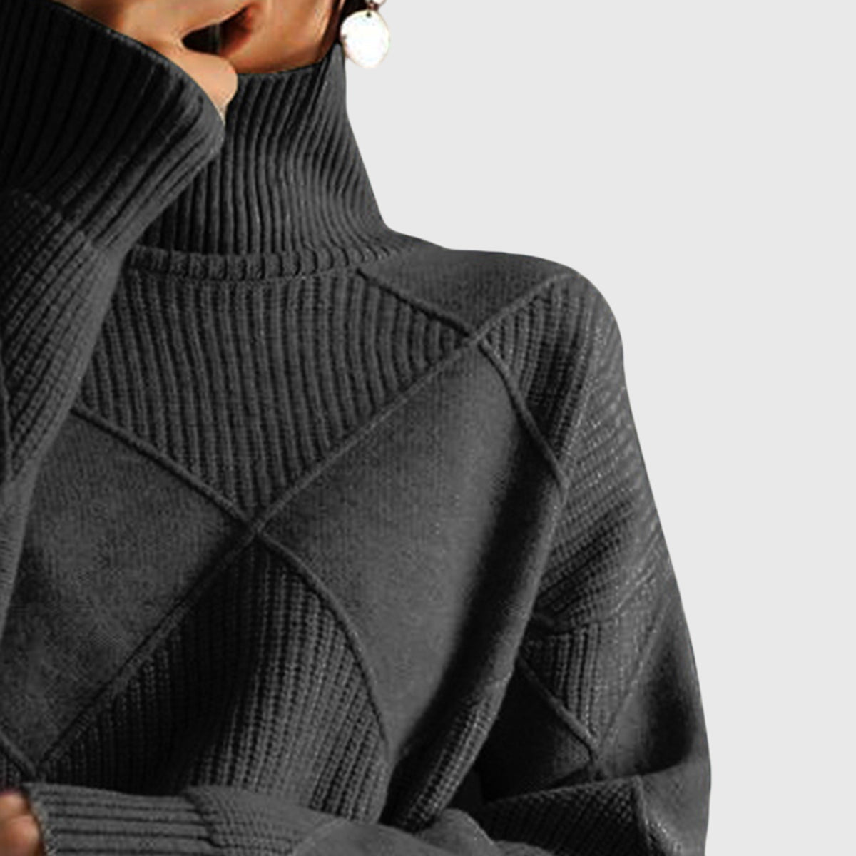 Brittany | Cosy Geometric Turtleneck