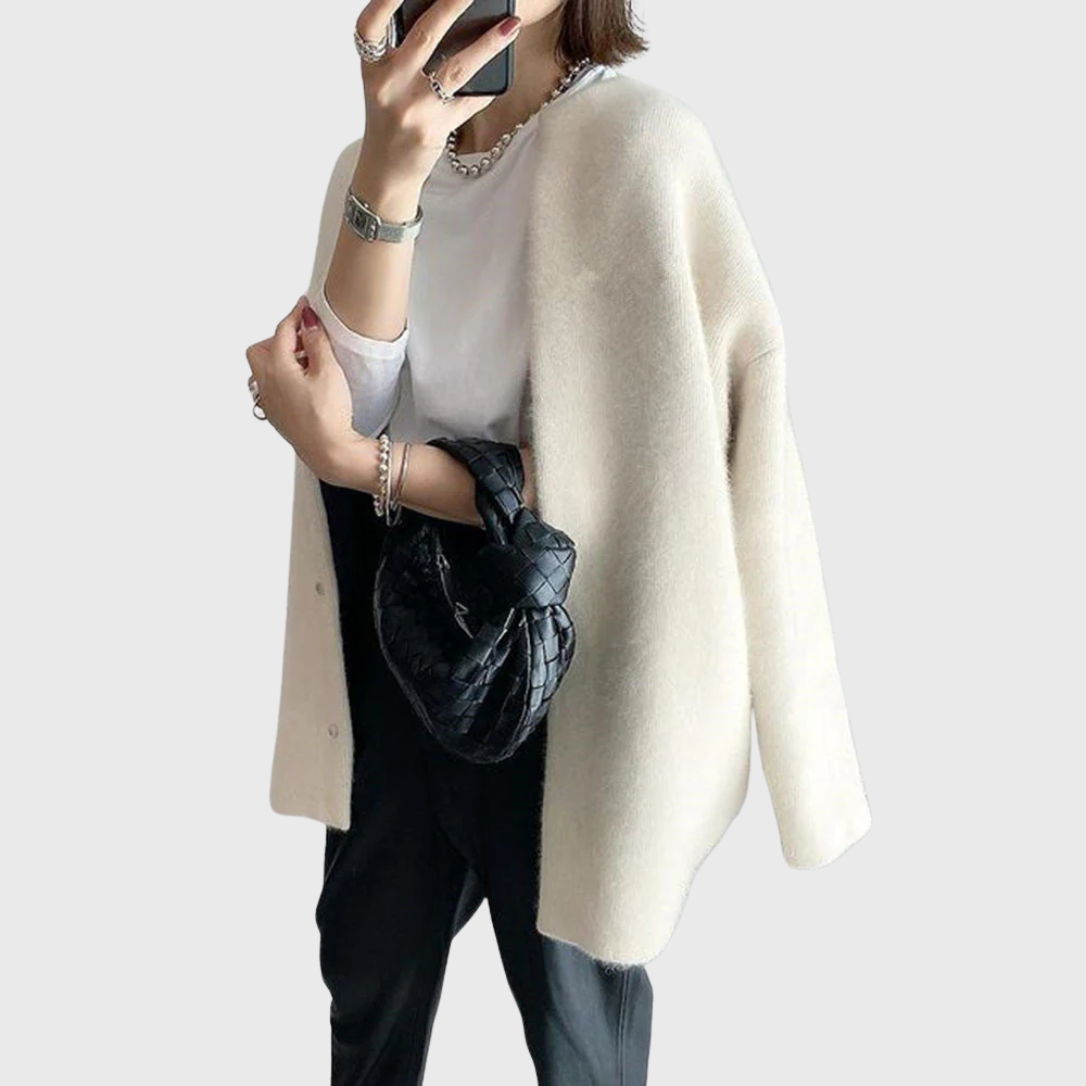Claudia | Elegant Cashmere Cardigan