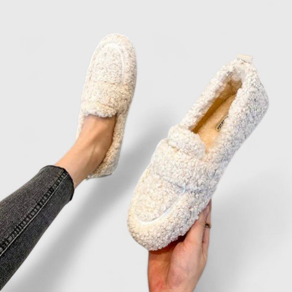 Solene | Warm Slippers With Elegant Design