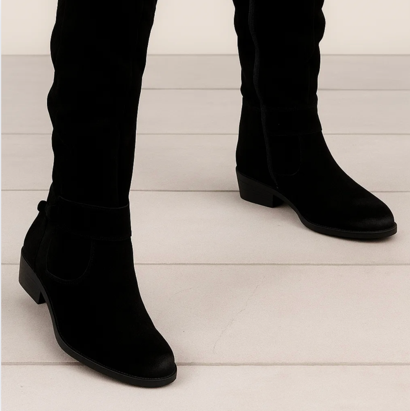 Siena | Elegant Knee-Boots