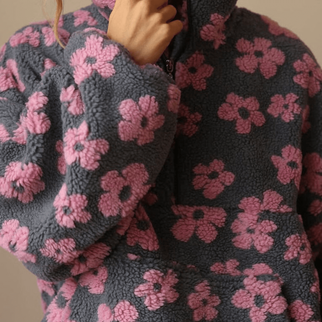 Mathilde | Cosy Flower Sweater