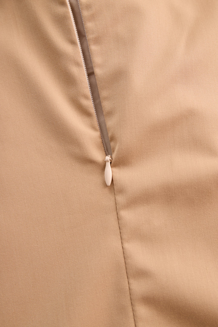 Blouse with Halter Neckline