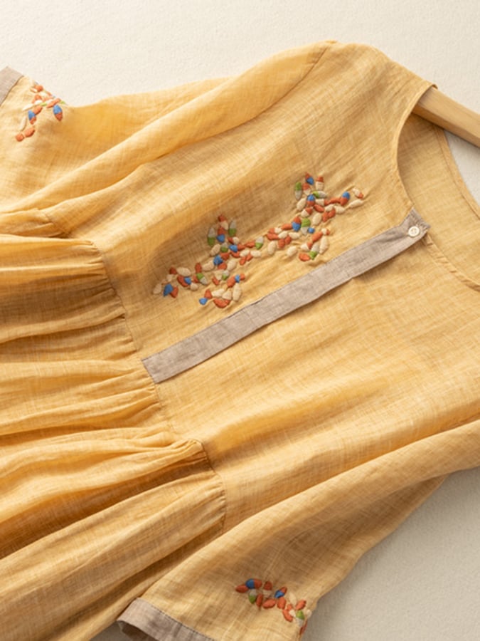 Embroidered Dress with Round Neck
