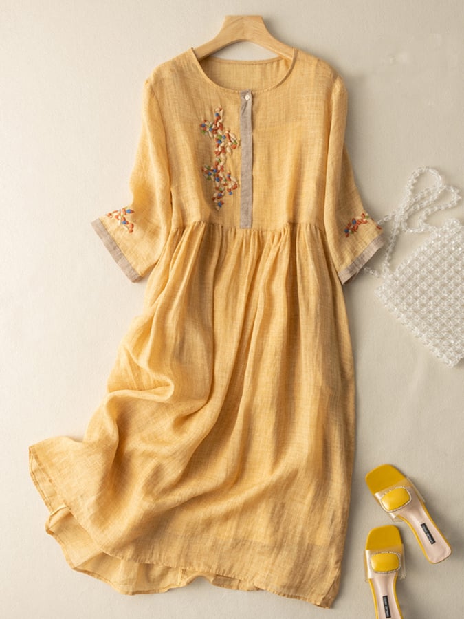Embroidered Dress with Round Neck