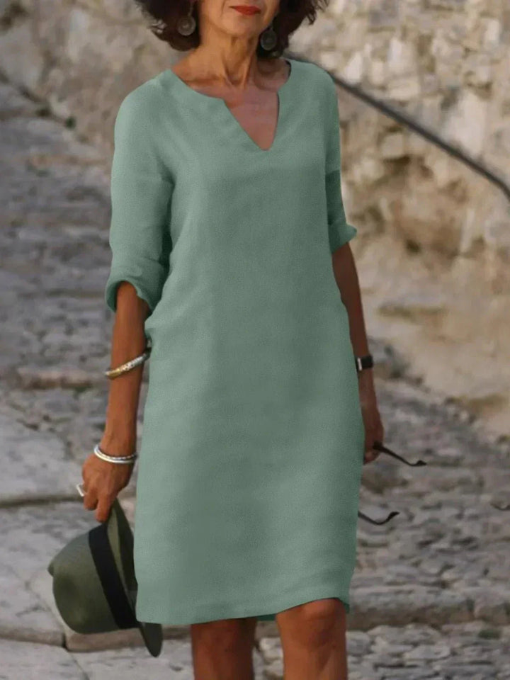 Maxi Dress with V-Neck and Three-Quarter Sleeves