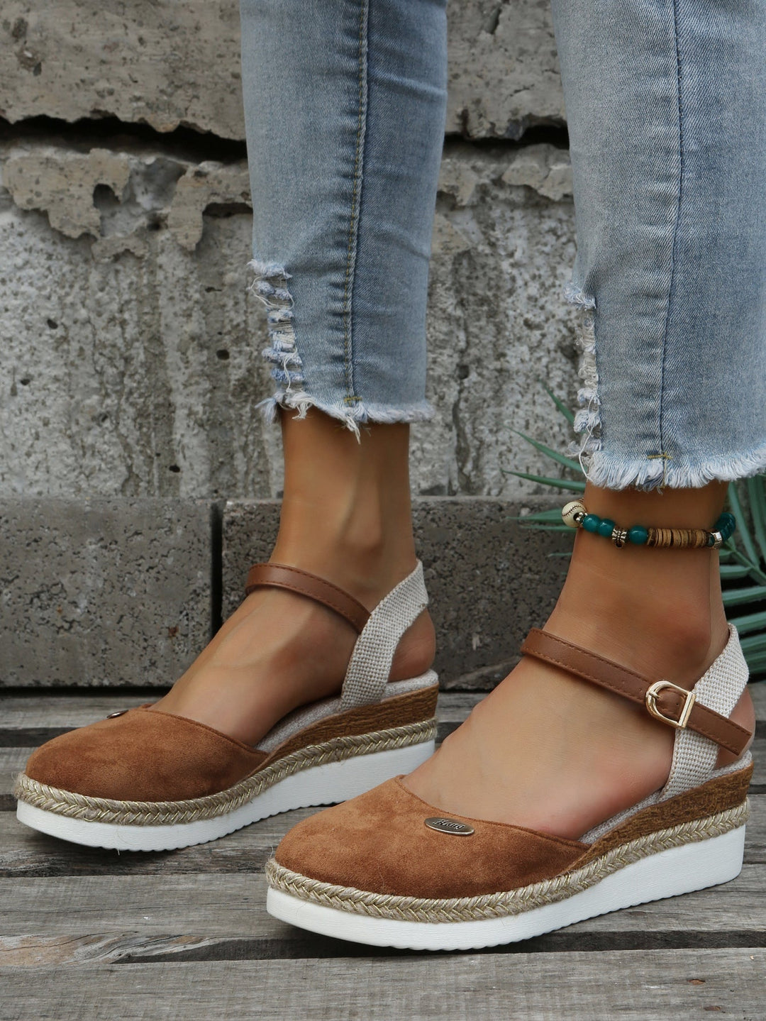 Orthopedic Woven Cushioned Sandals