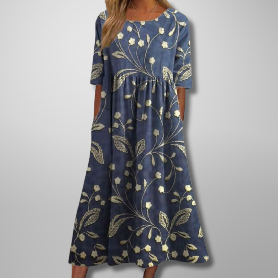 Ruched Midi Dress with Round Neck and Short Sleeves